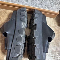 H&Mサンダルの画像