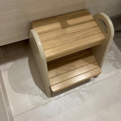 キッズ用踏み台 ステップ 木製の画像