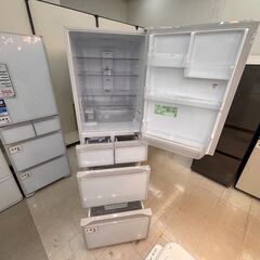 【トレファクマーケット千葉おゆみ野店】ご来店いただける方限定！ HITACHI (ヒタチ) 5ドア冷蔵庫 R-S40K 2020年製 401Lのご紹介です！の画像