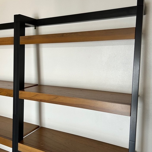 シェルフ　飾り棚　ディスプレイ棚　