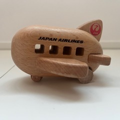 JAL 飛行機　木のおもちゃの画像