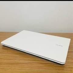 NECホワイトノートパソコンWin11メモリ8ギガ750ぎギガの画像