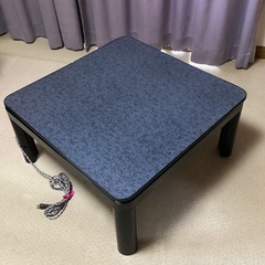 コタツとコタツ板の画像