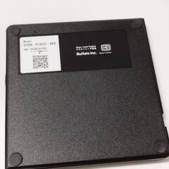 BUFFALO DVSM-PLS8U2-BKB ポータブルDVDドライブの画像