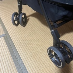 美品 アップリカ ラクーナクッションAD 限定モデル 6回使用の画像