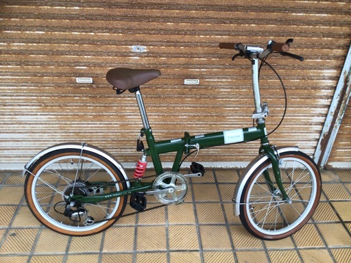 シマノ6段変変速機付き折りたたみ自転車　ライト付き　20インチ　軽量