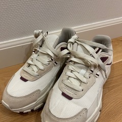 PUMAレディーススニーカー2点まとめ売りの画像