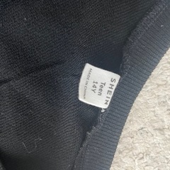 黒のＴシャツの画像