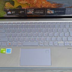 中古良品ノートパソコン ASUS ZenBook UX392FN Windows11 core i7-8565U/メモリ16GB/SSD512GB/13.9インチ/無線内蔵/webカメラ搭載の画像