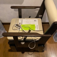 介護用品ポータブルトイレの画像