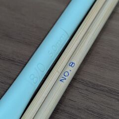 はぎれ　ハンドメイド　フェルト　素材　手芸わた　フェルト　棒針　かぎ針　編み物　きらり　糸　シルバー　紫　青　の画像