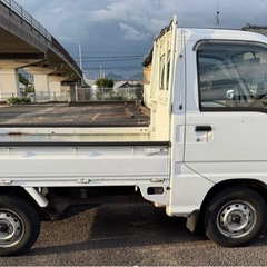 🛻 [ 売り切れ ] スバル サンバートラック 4WD エアコン/パワステ 車検2027年9月までの画像