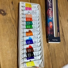 絵の具　Amazonで購入の画像