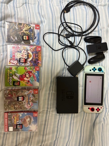 美品　2019年発売バッテリー強化版任天堂Switch