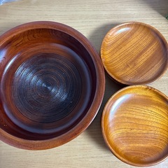 木の食器類セット
の画像