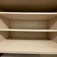 食器棚、キッチンボードの画像