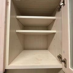 食器棚、キッチンボードの画像