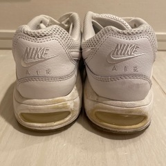 Nike エアマックス スニーカー ホワイト　サイズ25cmの画像