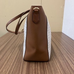 MICHAEL KORS　マイケルコース トートバッグ 茶　ブラウン 白　ホワイト　金　ゴールドの画像