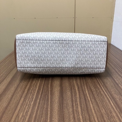 MICHAEL KORS　マイケルコース トートバッグ 茶　ブラウン 白　ホワイト　金　ゴールド