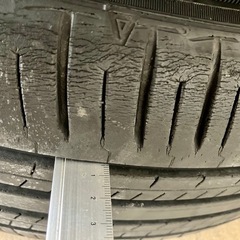 中古タイヤ 215/50r18 タイヤ ダンロップ エナセーブ EC300プラス 4本セット ヤリスクロス 中古 18インチ
の画像