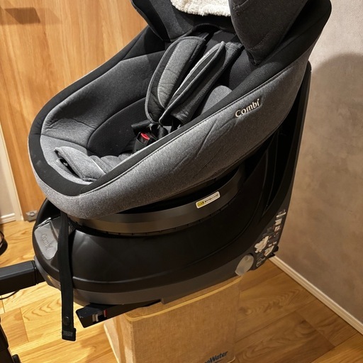 コンビ　ホワイトレーベル クルムーヴスマート ISOFIX JJ-650 グレー