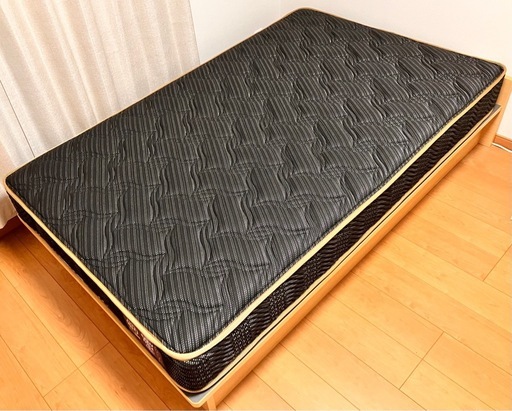 美品 マットレスのみ セミダブル グランセレクト　スーパーハード　ブラック　日本製