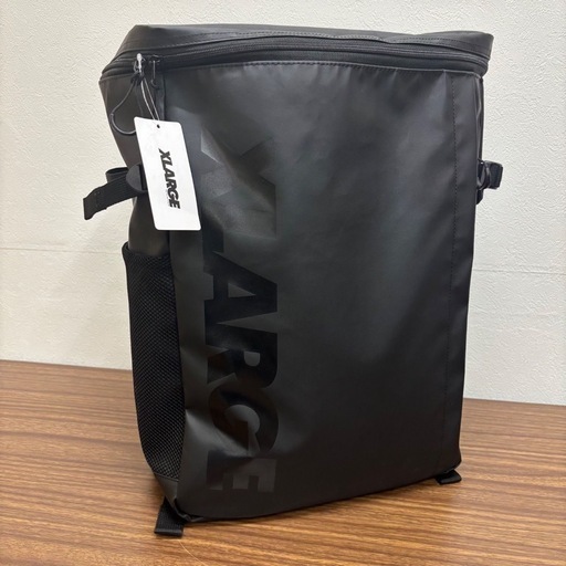 【未使用保管品】XLARGE エクストラ リュック バック ラージリュック ボックスリュック タグ付き ブラック ロゴ ナイロン メンズ