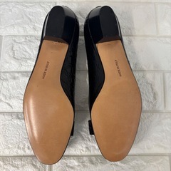 【未使用保管品】Ferragamo サルヴァトーレフェラガモ ヴァラ リボン パンプス クロコ型押し 24.0cmの画像