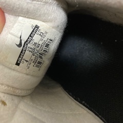 NIKEスニーカー23センチの画像