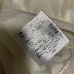 ニューバランス🔴厚手のパーカーmサイズの画像