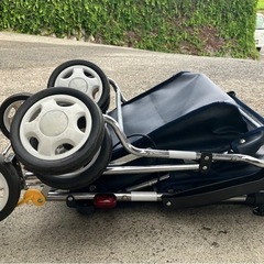 折りたたみ式 シルバーカーの画像