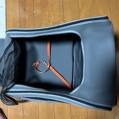車載用ペットキャリーの画像