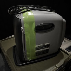 ツインバード　車載用温冷庫の画像