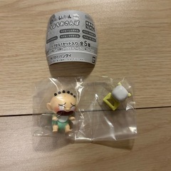 しんちゃん　サンリオ　ガチャガチャセットの画像