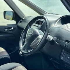 日産 セレナ Nissan Serenaの画像