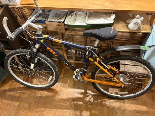 マウンテンバイク　GIANT ATX970   自転車