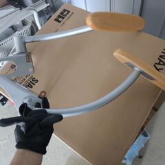 跳ね上げ　手すり　アームレスト左右セットの画像