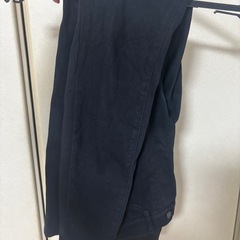ユニクロパンツ2本の画像