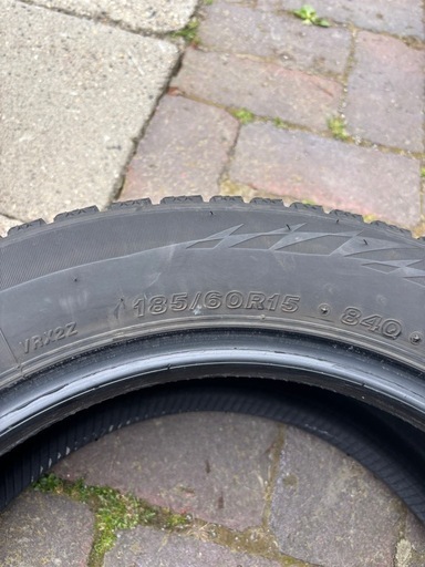 タイヤ、ホイール BLIZZAK VRX2 185/60R15