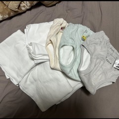 80．90サイズパンツ、布おむつの画像