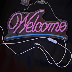 ネオン風「Welcome」サインの画像