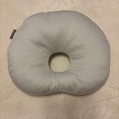 エスメラルダ　枕の画像