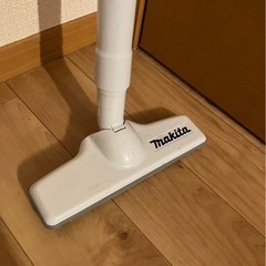 makita 充電式クリーナー本体のみ　の画像