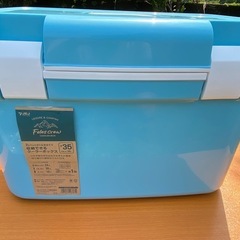 水色 クーラーボックス 35Lの画像