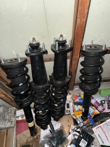 レクサスIS350！FR！純正ショック！