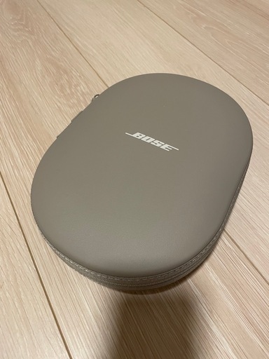 極美品　BOSE QuietComfort Ultra ヘッドホン サンドストーン