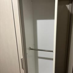引っ越しに伴う整理　衣装ワードローブ 鏡付き　引き戸の画像