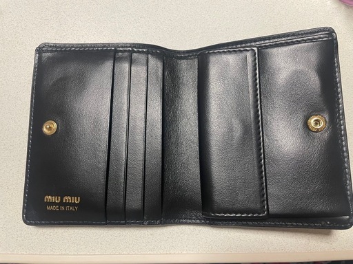 MIU MIU 二つ折り財布