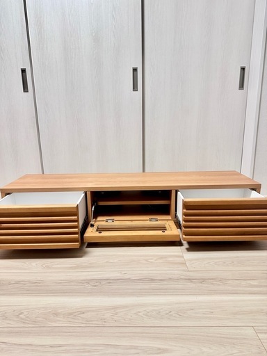 テレビ台